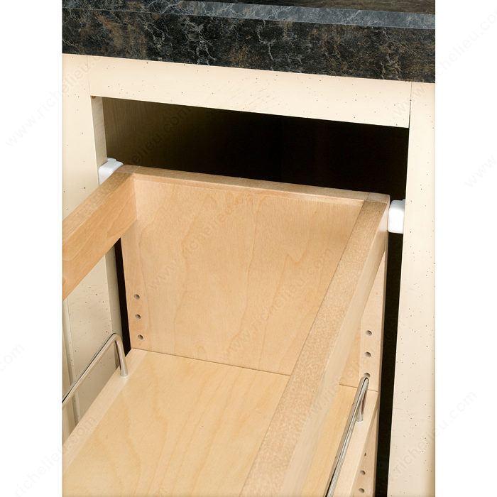 Organizador de almacenamiento extraíble para gabinete con estantes de  madera ajustables y rieles cromados y soportes de puerta de montaje (7 7/8