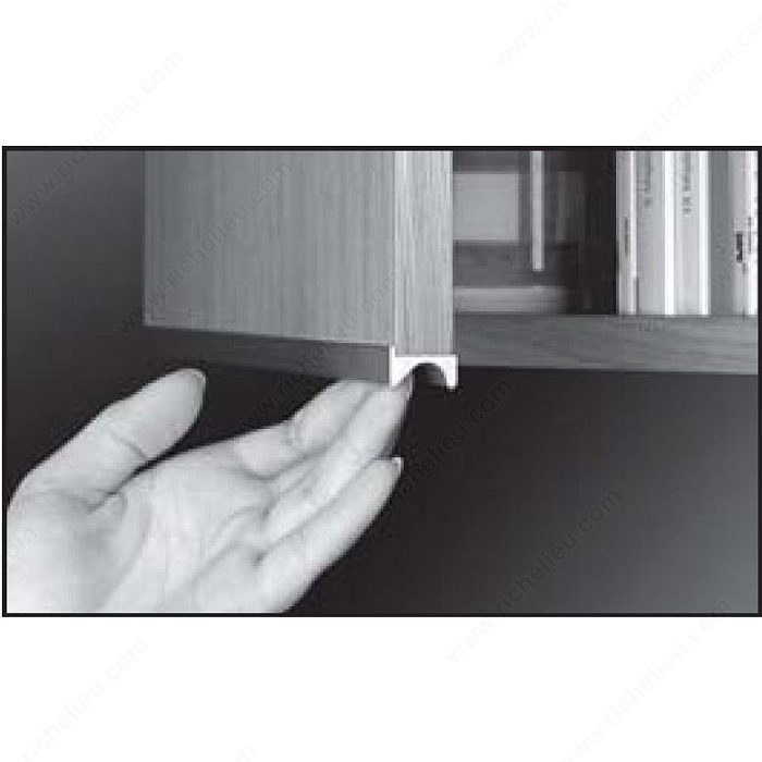 Modern Finger Grip Pull Handle for 5/8 in Panel - 3290 - Richelieu Hardware