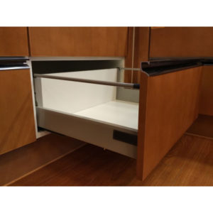 Standard 908 Drawer Sets with 135 mm (5 5/16") Height and Gallery Rod