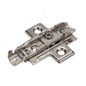 Mounting plate with 4 attachments