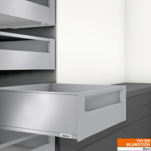 Inner drawer C Height with Front Band and Tube - TIP-ON BLUMOTION