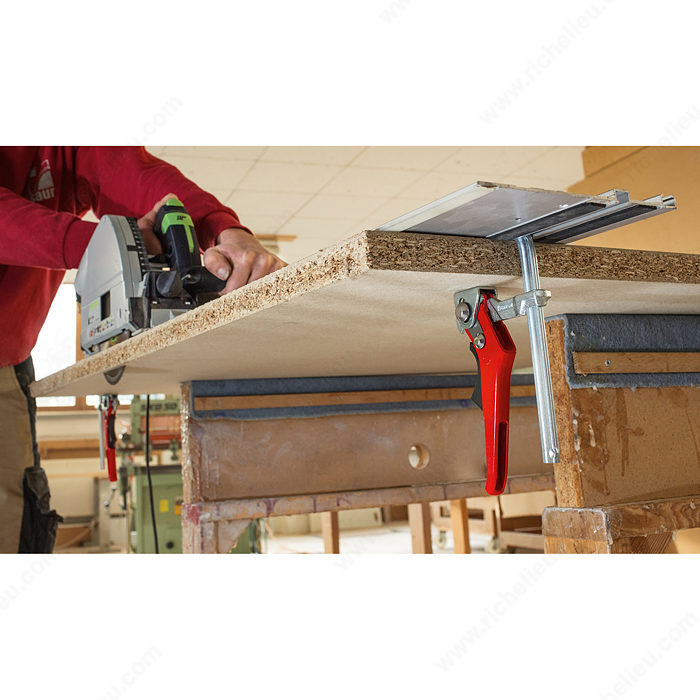 Sargento para mesas de carpintero ranuradas - Richelieu Hardware