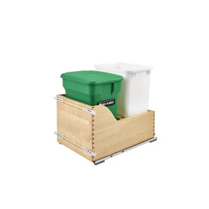 Centro de reciclaje con contenedor de compost