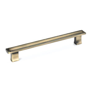 Traditional Metal Pull - 7809