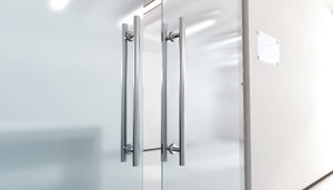 Push and Pull Handles in Glass Hardware