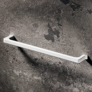 Contemporary Metal Pull - MN2461Z