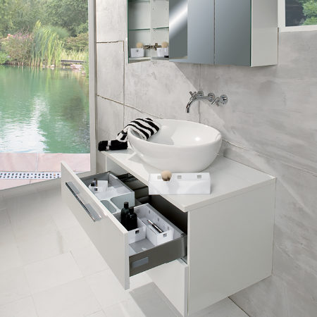 Refresh your bathroom spaces with Richelieu's extensive range of bathroom solutions.