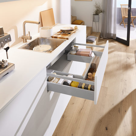 Did you know that Richelieu offers a variety of storage solutions for under sink cabinet?